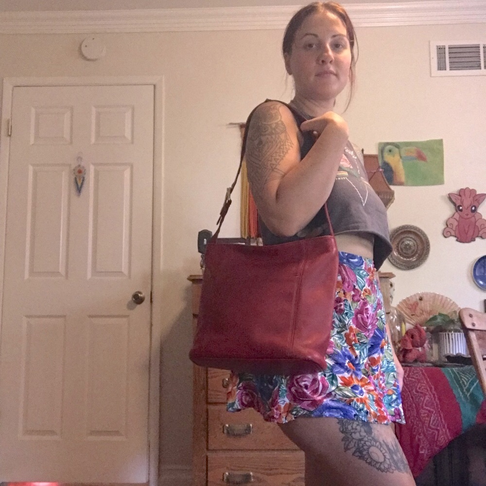 Vintage Cherry Red Coach Purse - Picture 10 of 16